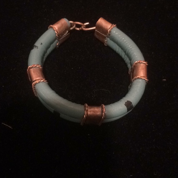 A- Faux Leather Aqua and Navy Blue Adjustable Necklace & bracelet - Picture 6 of 8